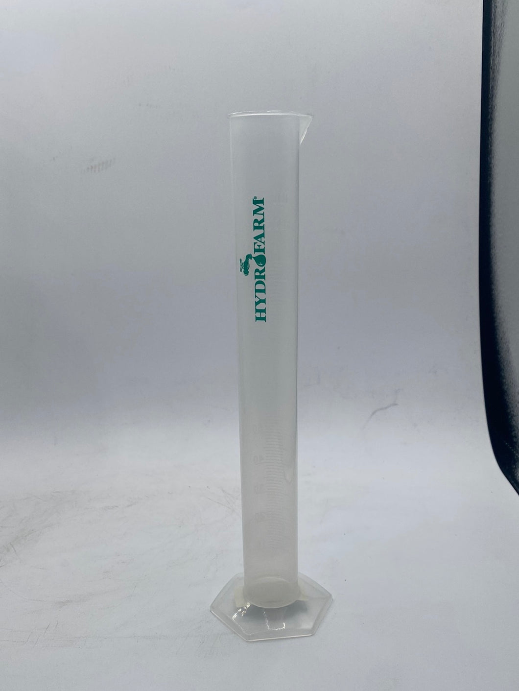 HF Graduuated Cylinder 100ML